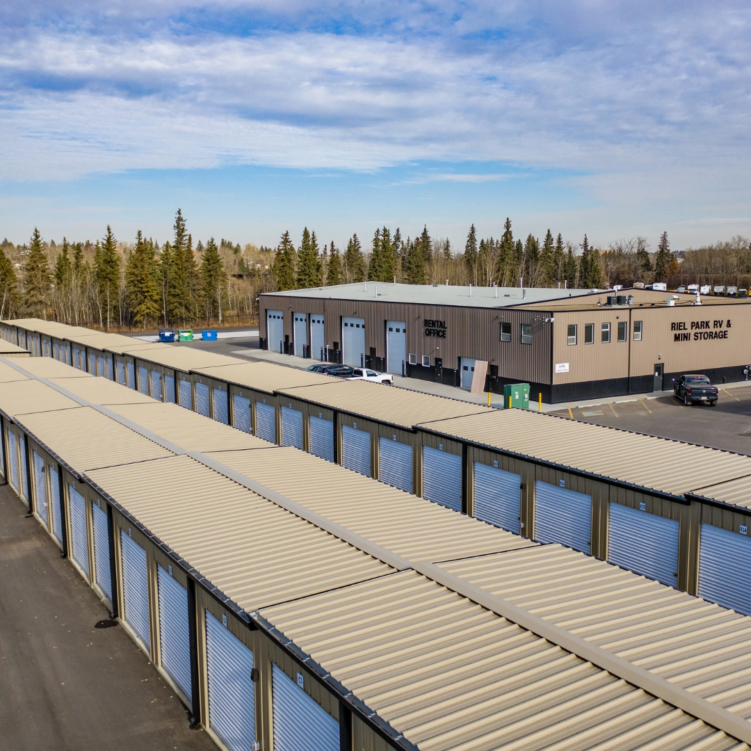 Riel-Park-Storage-Front